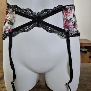 Victoria secret Garter Belt